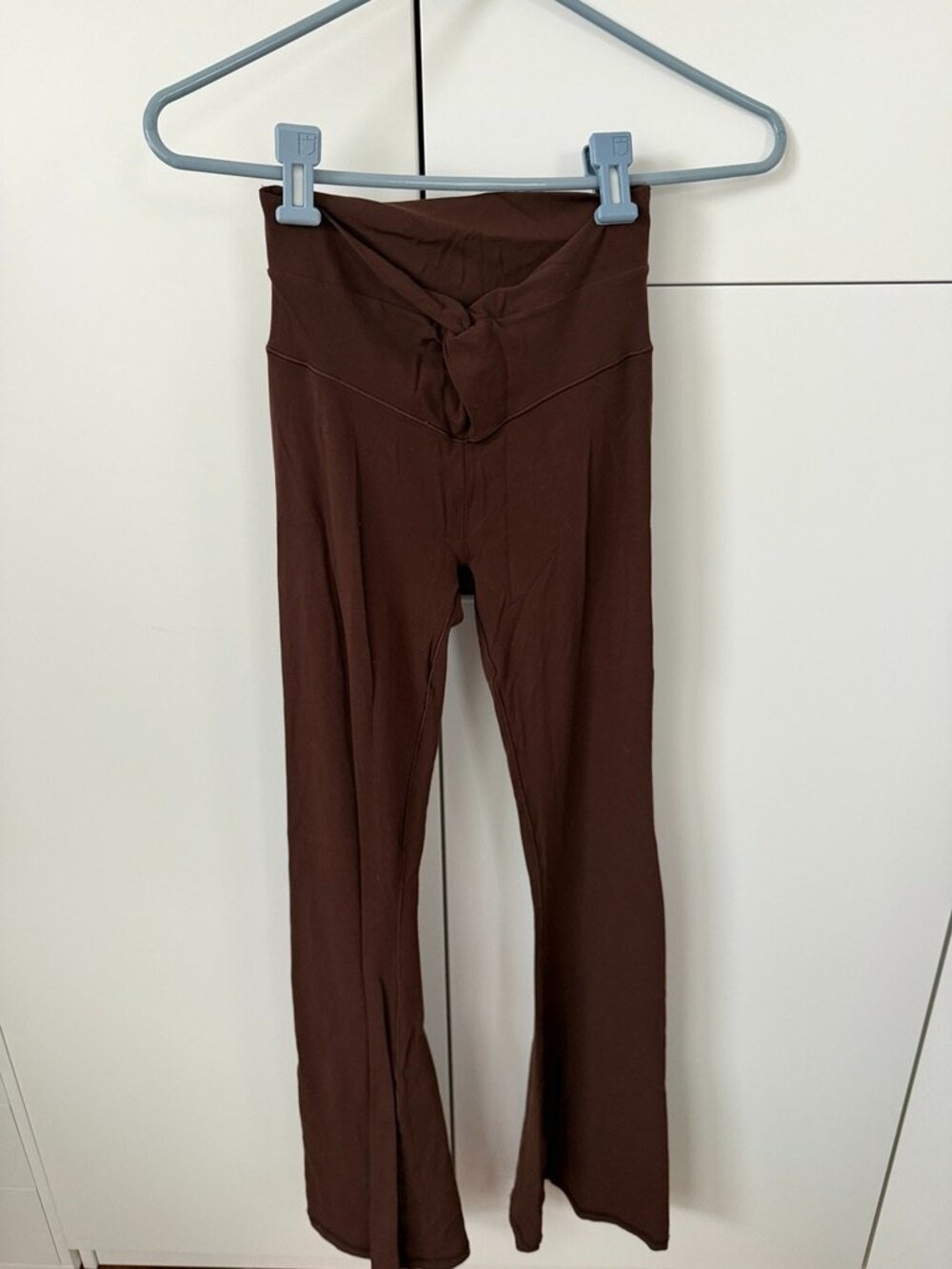 Aerie Real Me High Waisted Crossover Flare Leggings Knot Waist Brown Small
